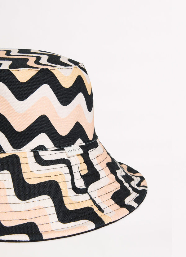 Neue Wave Reversible Buckethat - Black