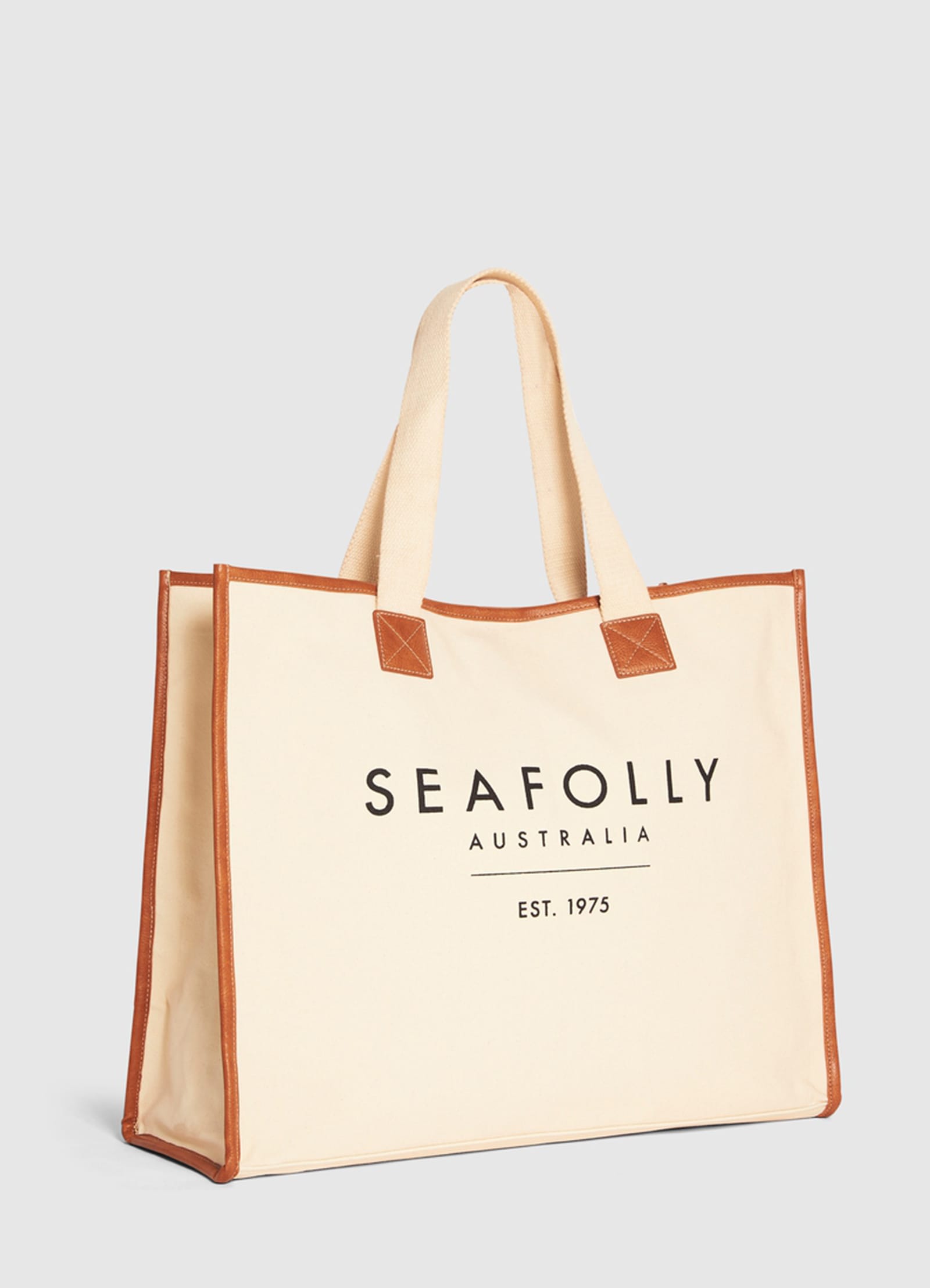 White canvas 2025 beach bag